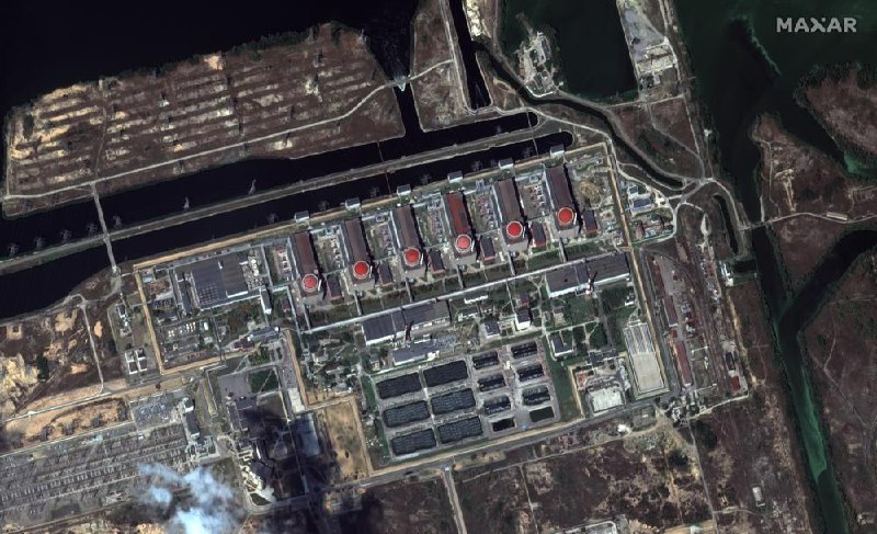 周四晚间，俄罗斯别尔哥罗德州季莫诺沃村的一处军火库建筑发生火灾