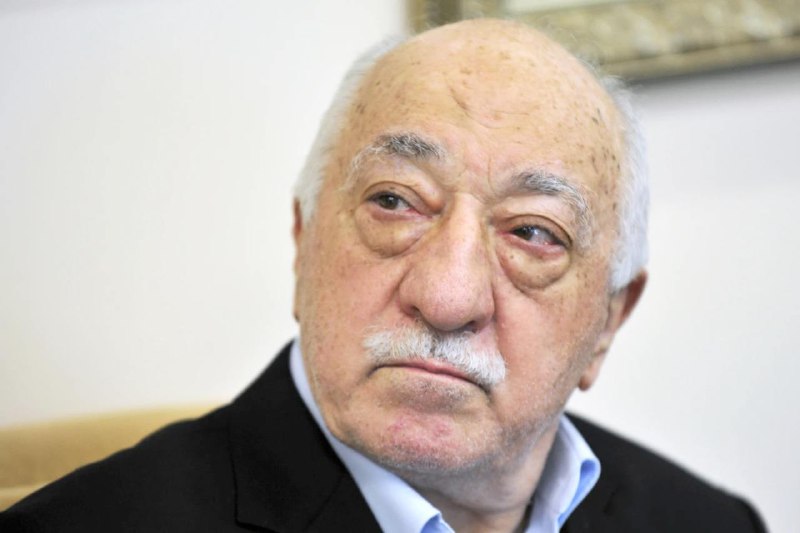 流亡美国的土耳其宗教人物费特胡拉·居伦去世