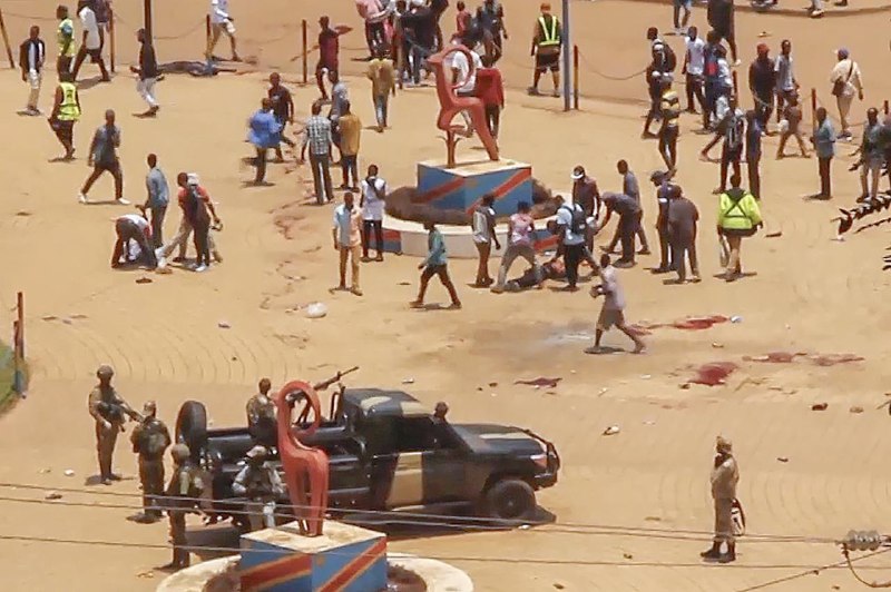 刚果民主共和国反政府武装“M23运动”在布卡武举行的集会上发生爆炸并响起枪声，造成至少11人死亡、65人受伤