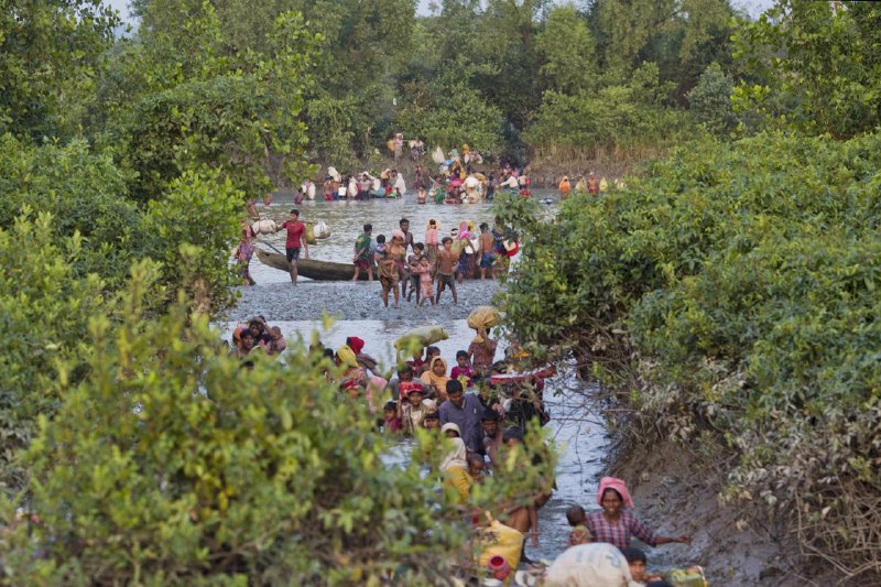 上百名欲逃离缅甸的罗兴亚人5日遭袭击身亡