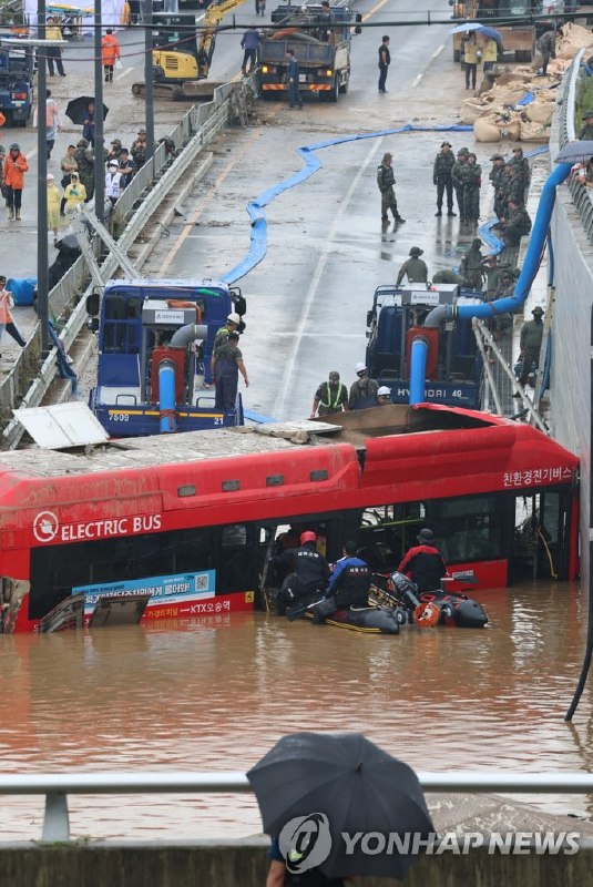 截至16日11时，韩国连续四天的暴雨已致35人死亡、10人失踪