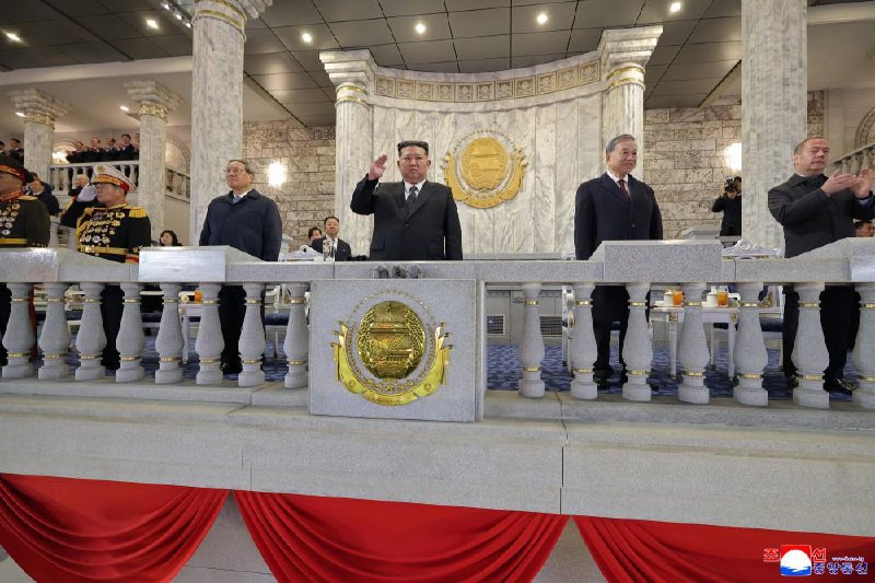 朝鲜10月10日在平壤市中心的金日成广场举行建党80周年阅兵式