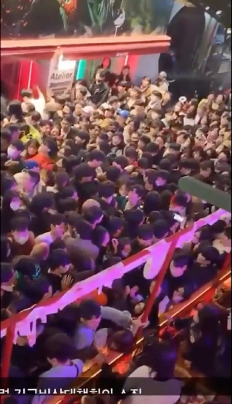 韩国首尔万圣节派对踩踏事故死亡人数上升至149人，另有70人受伤，其中有不少重伤者