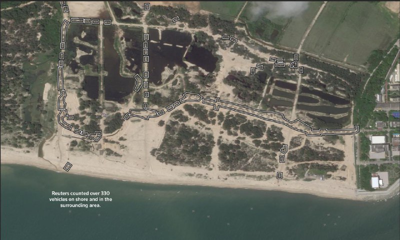 路透社与卫星图商BlackSky合作分析今年8月23日在广东捷胜某军事基地举行的一次登陆演习，动用了6艘滚装船和6艘甲板货船