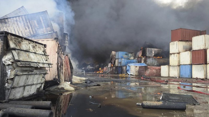 伊朗沙希德拉贾伊港爆炸事件已造成至少40人死亡、约1000人受伤